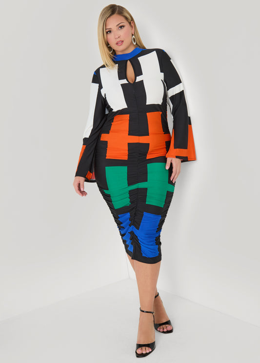 Plus Size Ruched Geo Print Bodycon Dress